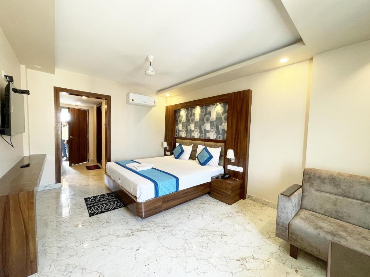 Hotel Sambit Palace Puri 2*